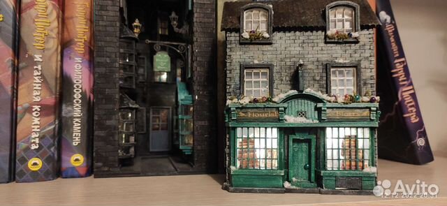 Домик-ночник и booknook из Гарри Поттера