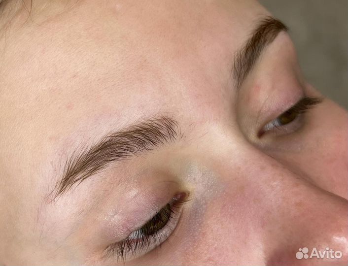 Мастер бровист