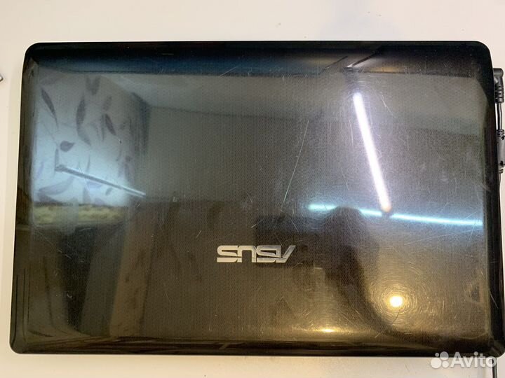 Asus Intel Core I3/4GGB Ram/500 GGB HDD