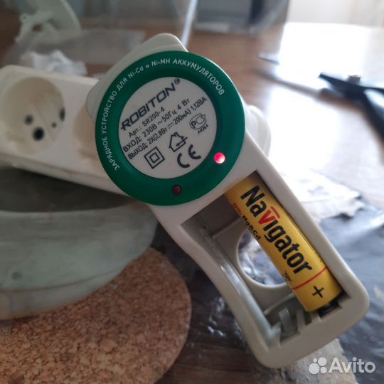 Зарядное устройство для аккумуляторных батареек