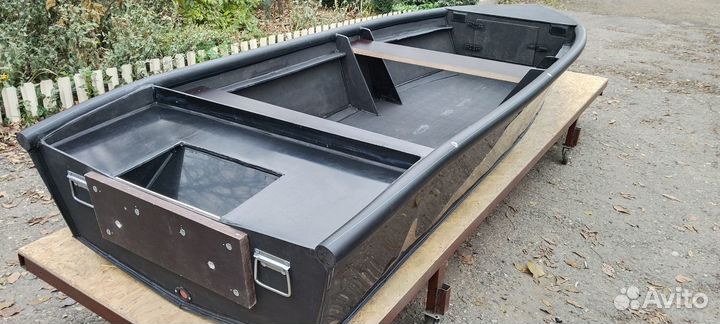 Лодка из пнд**