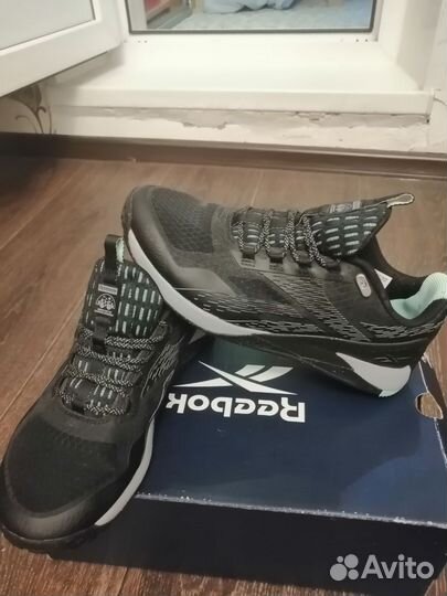 Кроссовки reebok женские 38 новые