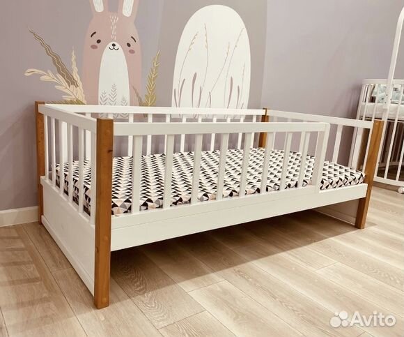 Детская кровать из массива бука