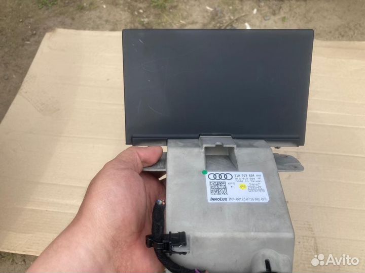 Дисплей монитор Audi Q2