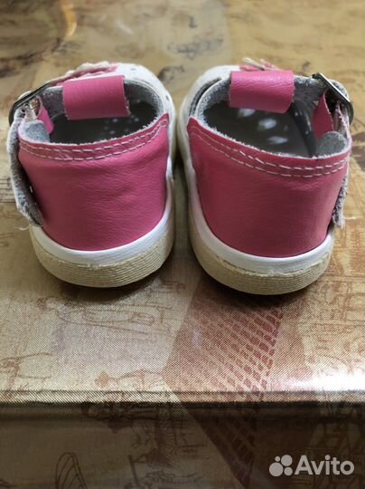 Сандали для девочки