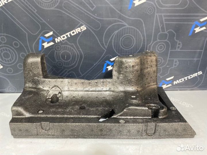 Отсек под инструмент Volkswagen Passat Variant B6