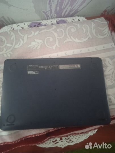 Нетбук asus