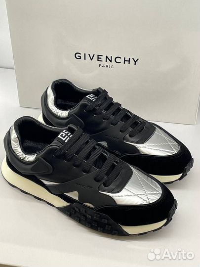 Кроссовки Givenchy