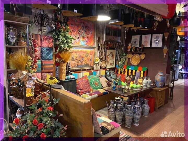 Свет и декор для кафе