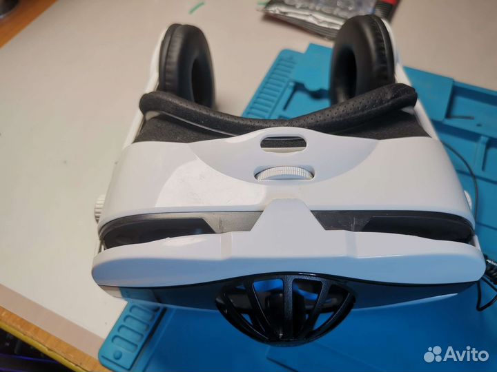 Очки виртуальной реальности