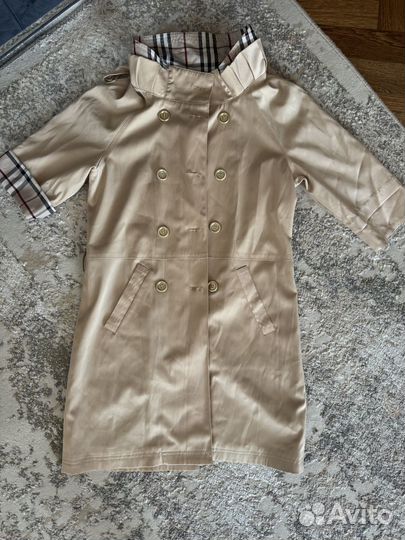Плащ женский, размер S
