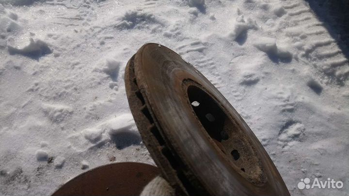 Диски тормозные передние Audi A4 A6