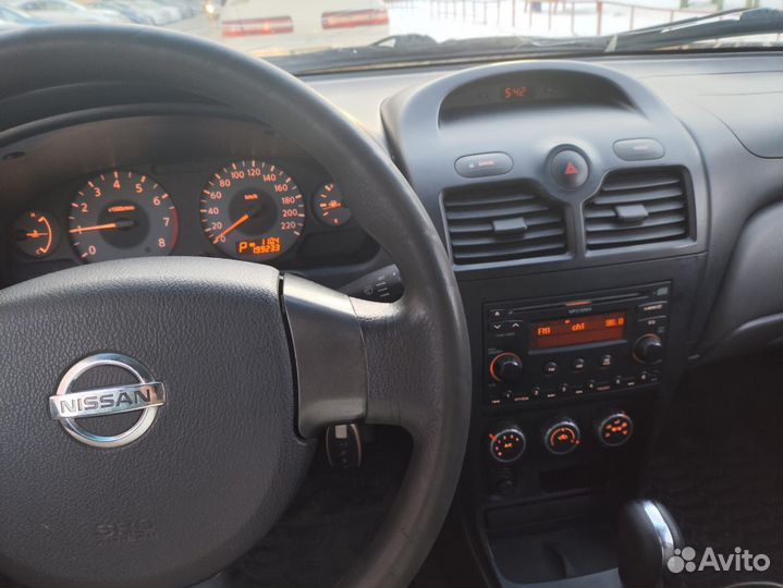 Nissan Almera Classic 1.6 AT, 2011, 199 500 км