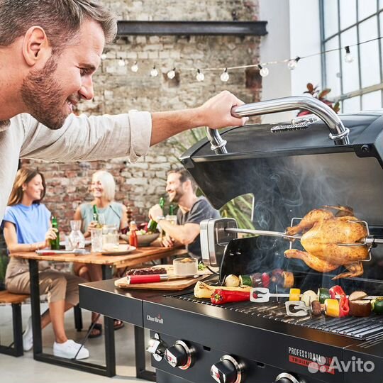 Газовый гриль Char-Broil Professional Core 3B