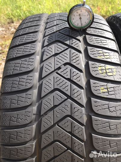 Pirelli Winter Sottozero 3 245/45 R17 99V