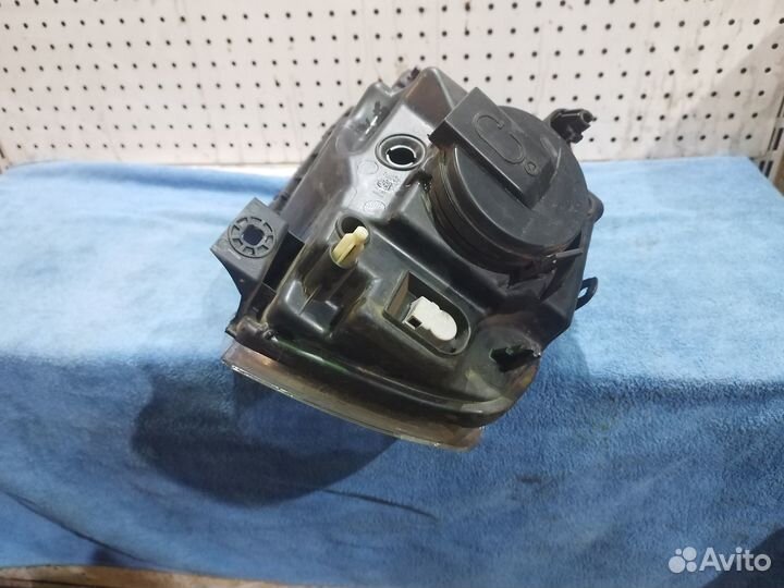 Фара правая renault logan1 рестайлинг, лада largus