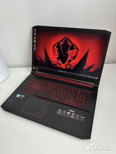 Игровой ноутбук Acer Nitro 5 a517-51