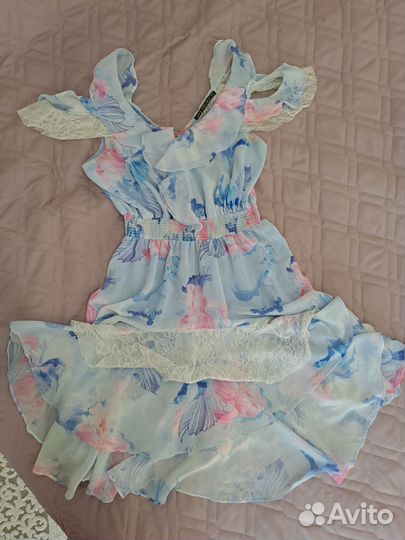 Женские вещи (джинсы, платья, жакет)