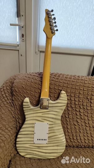 Электрогитара