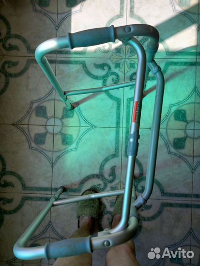 Ходунки для взрослых и пожилах людпй