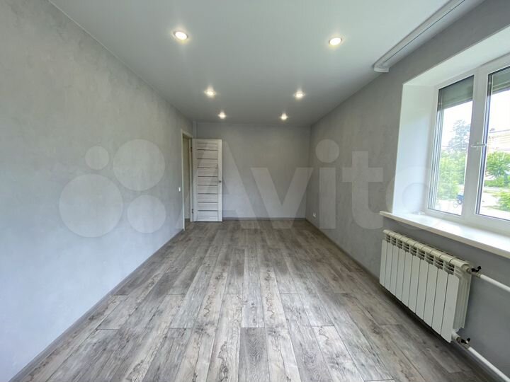 2-к. квартира, 41 м², 1/5 эт.