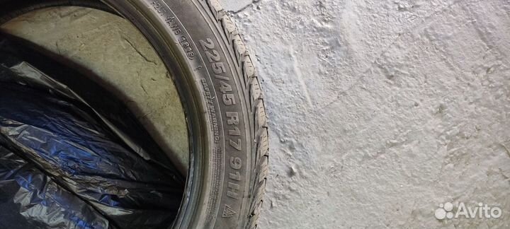 Kumho WinterCraft WP71 225/45 R17 91H