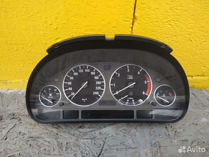 Бмв е39 приборная панель