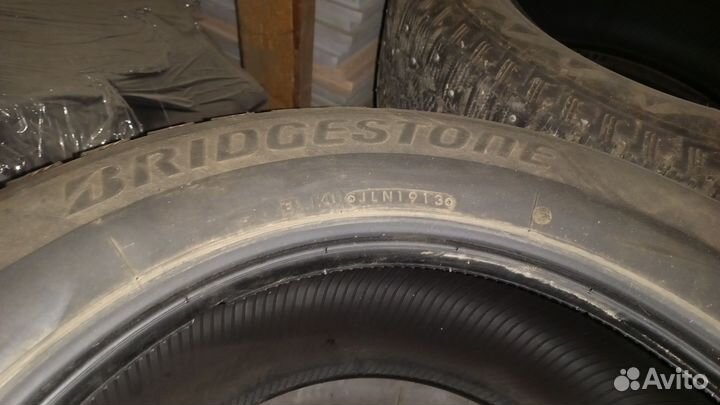 Bridgestone Blizzak Spike-01 235/60 R16 100T