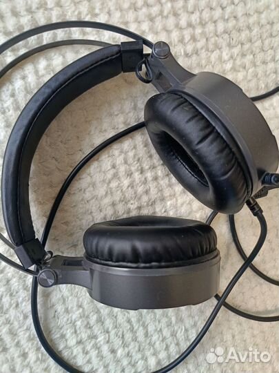 Игровые наушники с микрофоном