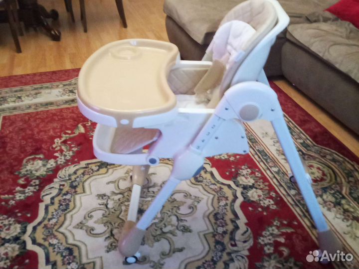 Стул для кормления