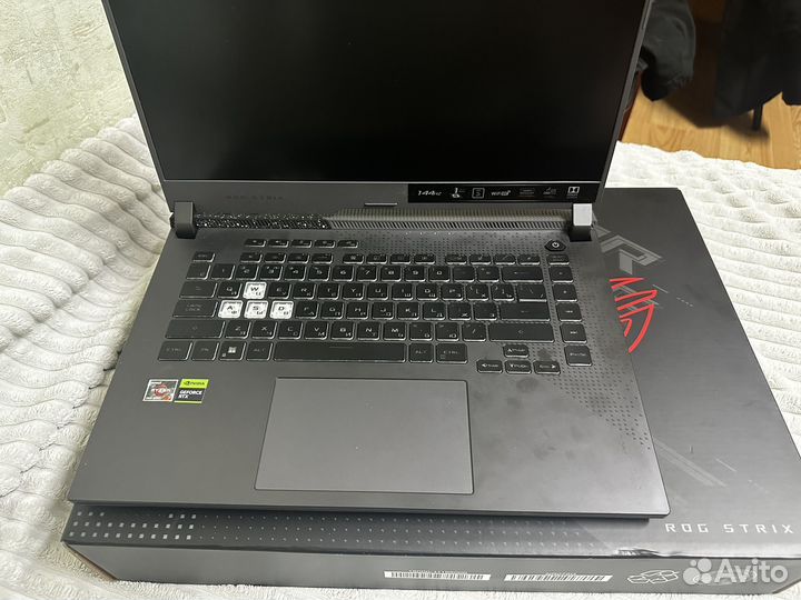 Asus rog strix g15