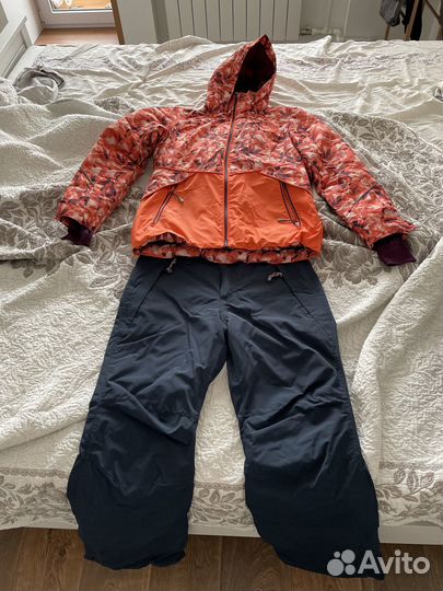 Костюм горнолыжный