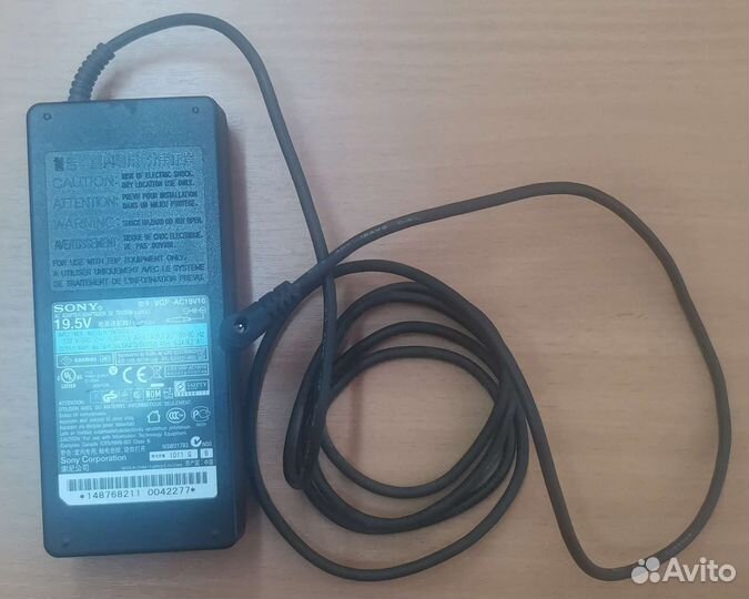 Блок питания для ноутбука Sony VGP-AC19V16