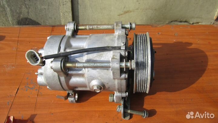 Продам Компрессор кондикционера на УАЗ Патриот