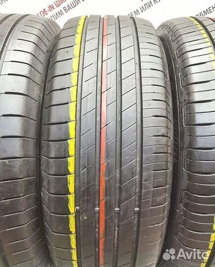 Goodyear EfficientGrip Performance 215/55 R17 94V