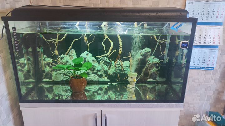 Аквариум с тумбой