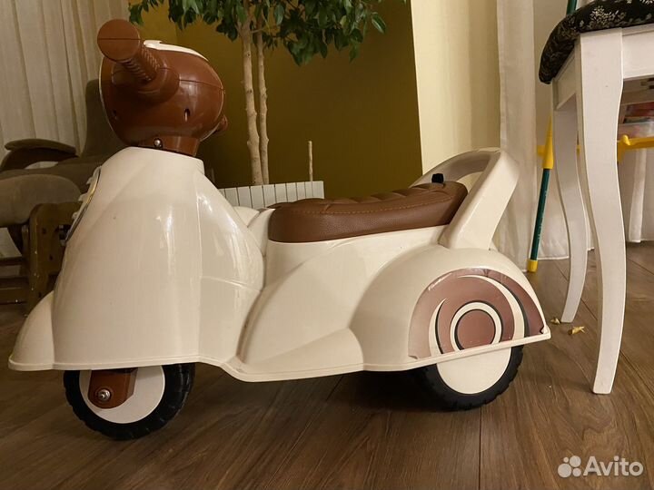 Детский скутер