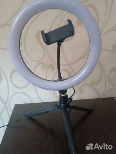 Кольцевая лампа