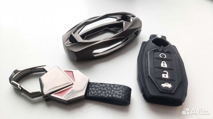 Чехол брелок на Nissan Qashqai