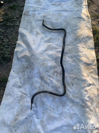 Стабилизатор передний mitsubishi space runner