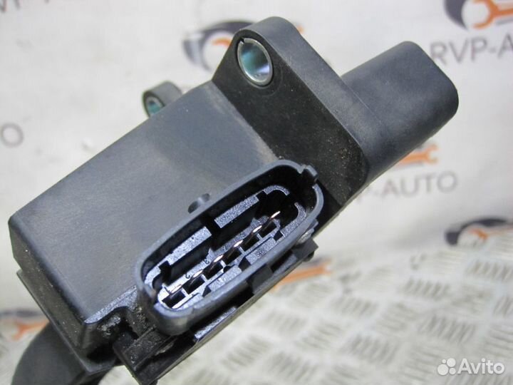 Педаль газа Iveco Daily 2011-2014