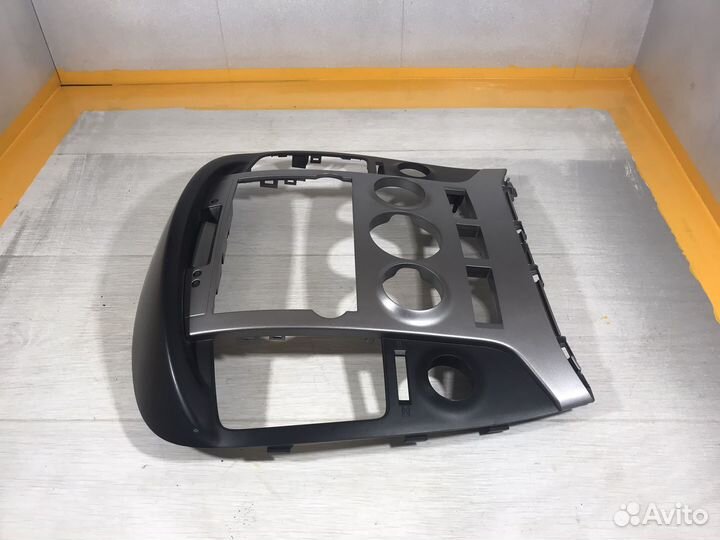 Накладка центральной консоли hyundai grand starex