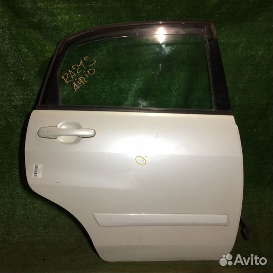 Дверь задняя правая sedan Suzuki Aerio RA21 RB21S