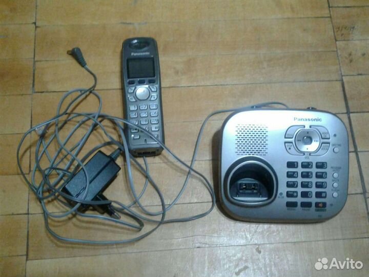 Panasonic телефон