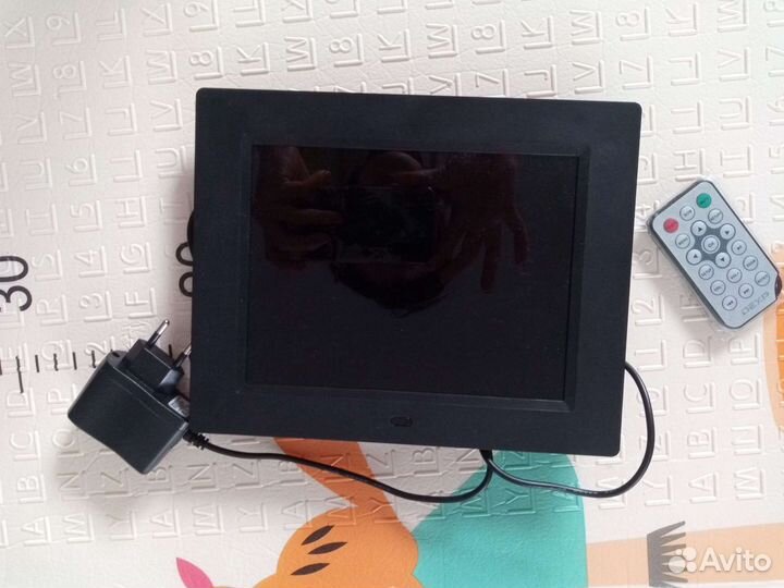 Цифровая Фоторамка dexp KP-8