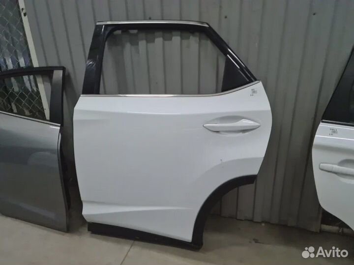 Задняя левая дверь Лексус рх 350