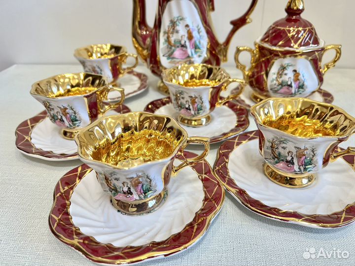 Чайно кофейный сервиз 