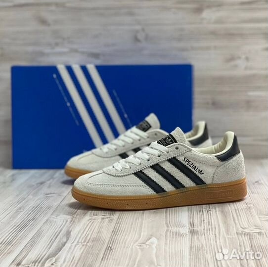 Кроссовки Adidas Spezial White (36-41)