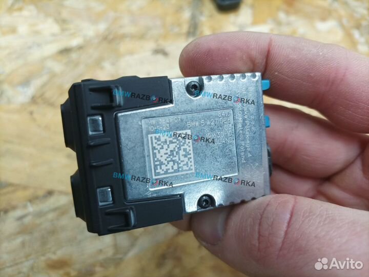 Разъем AUX / USB BMW i5 G60 2024 5A27DE6