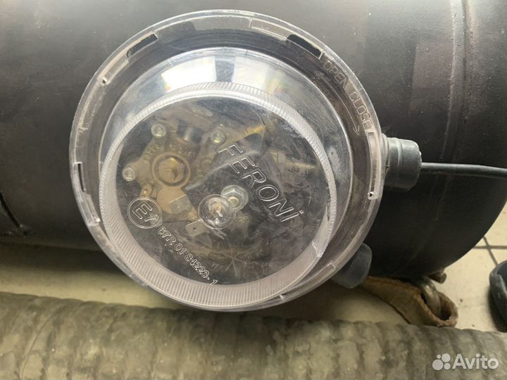 Газовый баллон, клапан, крепления для гбо